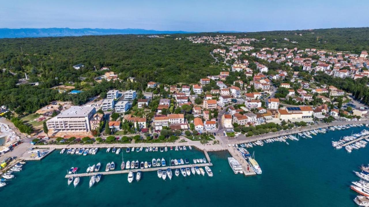 Apartman Kovac Malinska Exterior foto